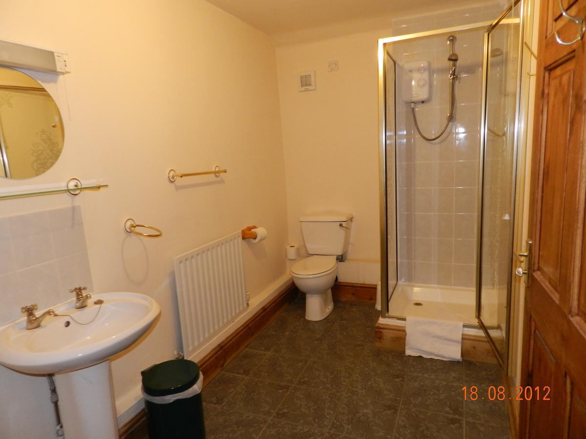 Studio Restaurant & Hotel 3*